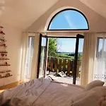 Chalet Nibylandia Motylkowa Nowa Wies Grodziska