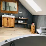 Chalet Nibylandia Motylkowa *