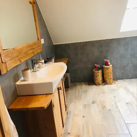 Nibylandia Motylkowa シャレー *