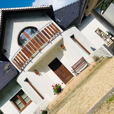 シャレー Nibylandia Motylkowa *