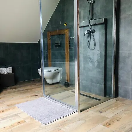 Nibylandia Motylkowa シャレー Nowa Wies Grodziska