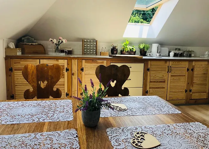 Chalet Nibylandia Motylkowa Nowa Wies Grodziska